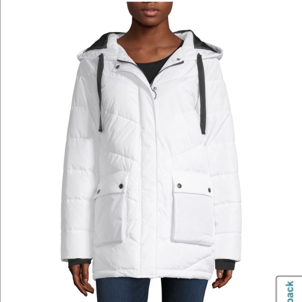 White Puffer Jacket Size M